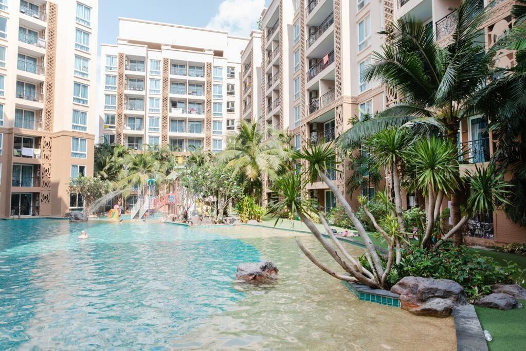 Atlantis Condo Resort Pattaya By Lj Pantai Jomtien Luaran gambar