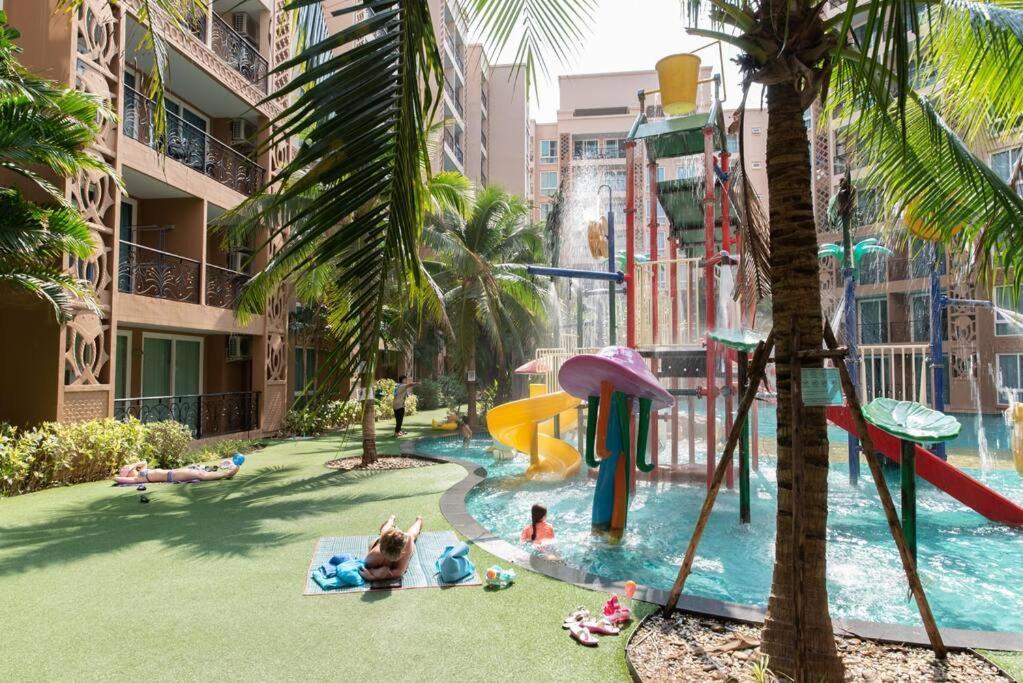 Atlantis Condo Resort Pattaya By Lj Pantai Jomtien Luaran gambar